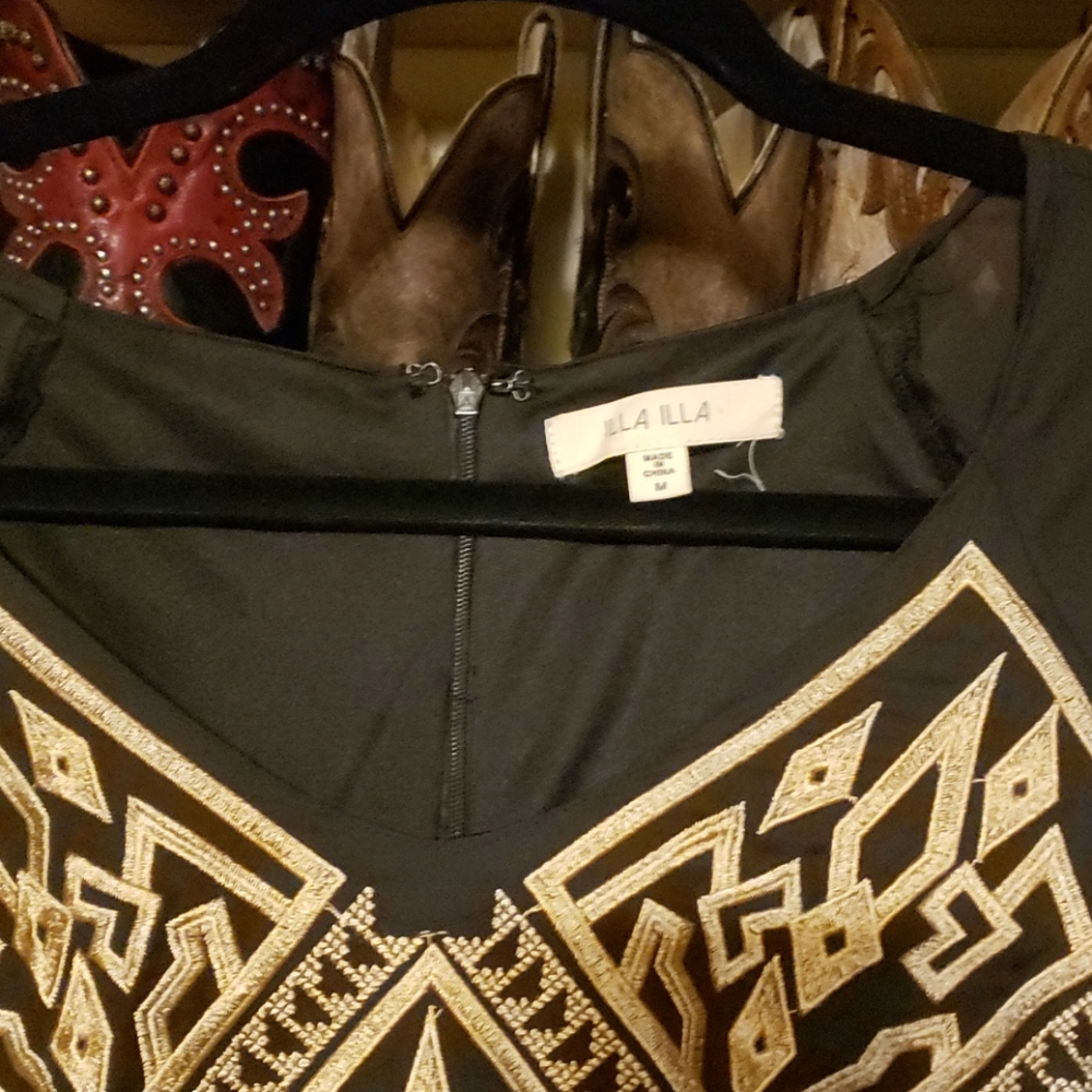 Dress - Picture 2 of 3